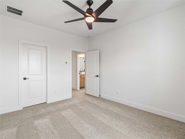 17914 Peachtree Perch Street, Webster, TX 77598
