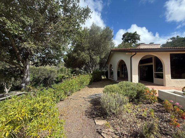 11585 Mccarthy Road, Carmel Valley, CA 93924