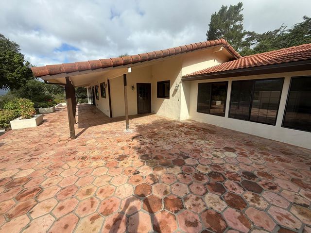 11585 Mccarthy Road, Carmel Valley, CA 93924