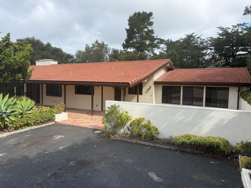 11585 Mccarthy Road, Carmel Valley, CA 93924