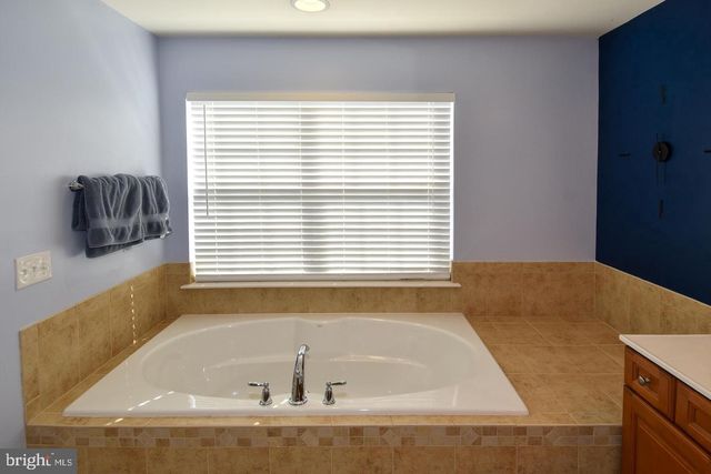 45740 WINDING BRANCH TER, Sterling, VA 20166