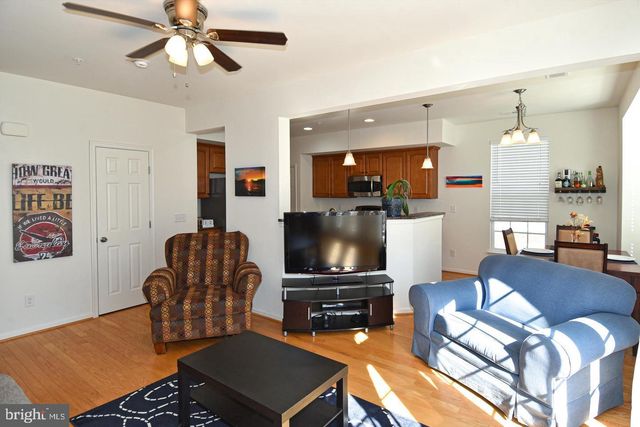 45740 WINDING BRANCH TER, Sterling, VA 20166