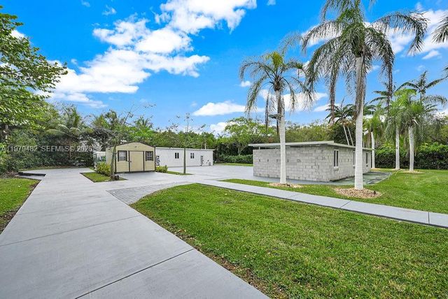 7830 SW 120th St, Pinecrest, FL 33156