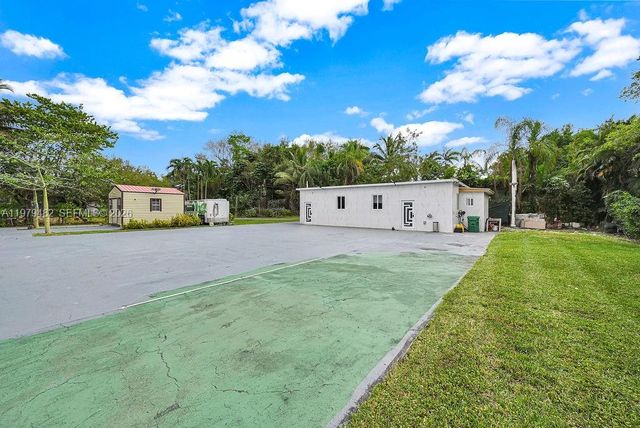 7830 SW 120th St, Pinecrest, FL 33156