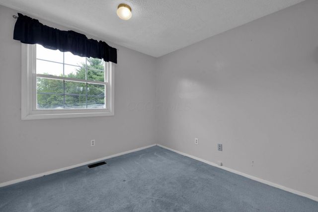 3827 Orange Blossom Lane, Gahanna, OH 43230