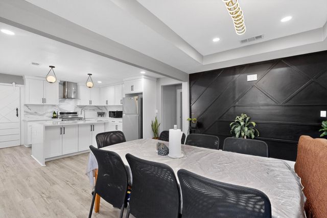 602 N Bagdad Road, Grand Prairie, TX 75050