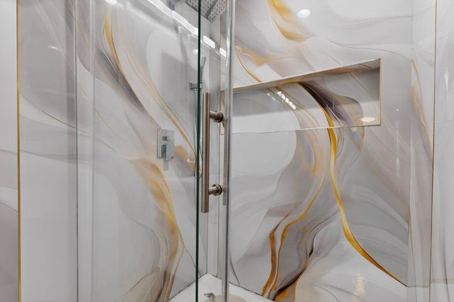 602 N Bagdad Road, Grand Prairie, TX 75050