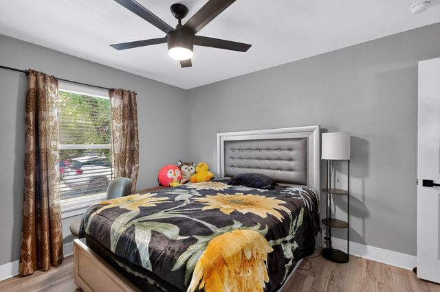 602 N Bagdad Road, Grand Prairie, TX 75050