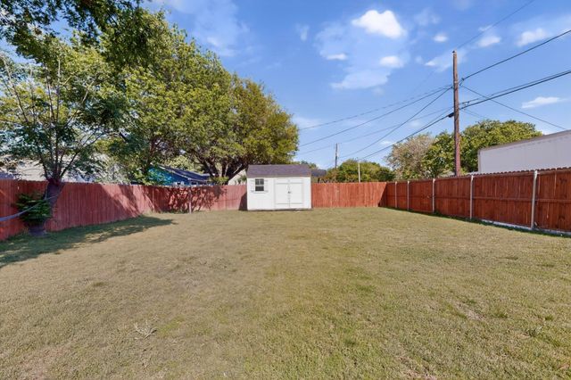 602 N Bagdad Road, Grand Prairie, TX 75050