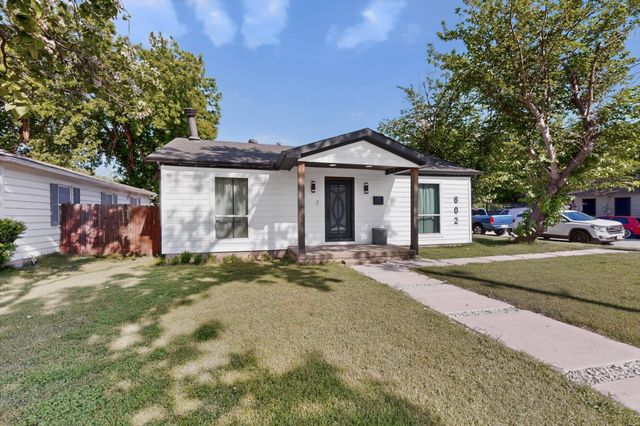 602 N Bagdad Road, Grand Prairie, TX 75050