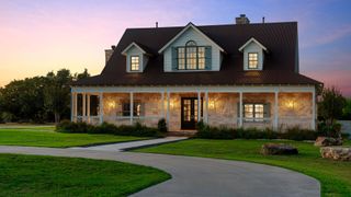 148 Trailmaster CIR, Driftwood, TX 78619