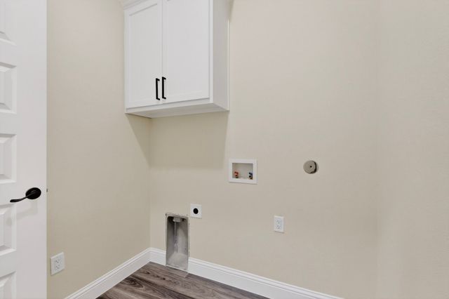 103 N Wisteria Street, Mansfield, TX 76063
