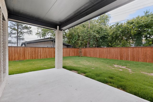 103 N Wisteria Street, Mansfield, TX 76063