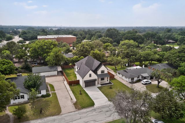 103 N Wisteria Street, Mansfield, TX 76063