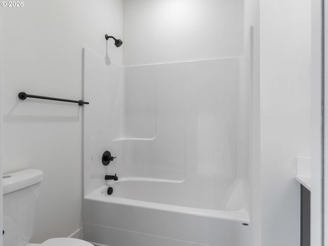 2385 Se 135TH Ave 8, Portland, OR 97233