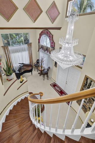 120 ISOLA Circle, Royal Palm Beach, FL 33411