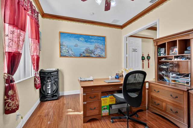 120 ISOLA Circle, Royal Palm Beach, FL 33411