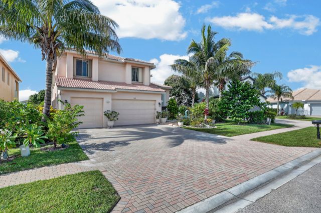 120 ISOLA Circle, Royal Palm Beach, FL 33411