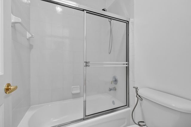 120 ISOLA Circle, Royal Palm Beach, FL 33411