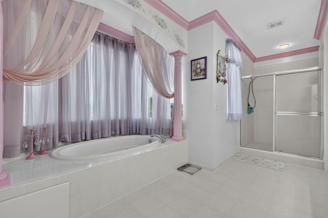 120 ISOLA Circle, Royal Palm Beach, FL 33411
