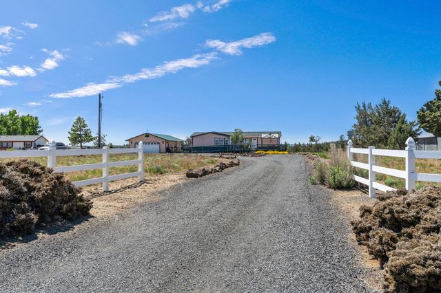 13942 SW Peninsula Drive, Terrebonne, OR 97760