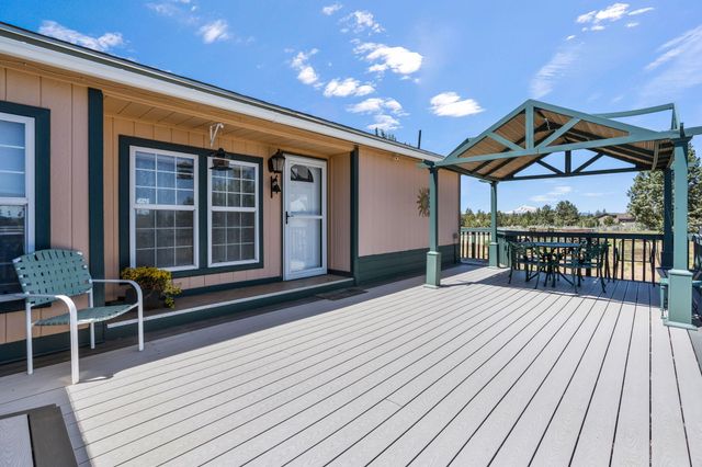 13942 SW Peninsula Drive, Terrebonne, OR 97760