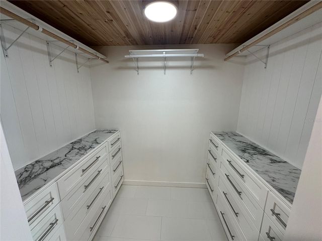 1 CUNNINGHAM DRIVE, New Smyrna Beach, FL 32168