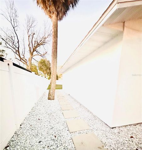 1 CUNNINGHAM DRIVE, New Smyrna Beach, FL 32168