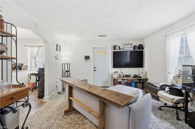 3500 Hyde CIR, Norfolk, VA 23513