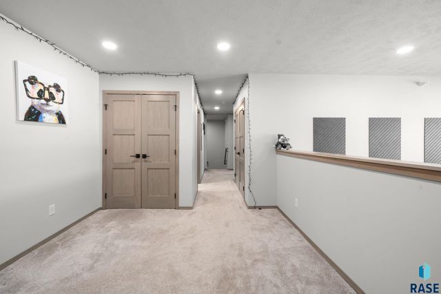 7705 S Townsley Ave Avenue 3, Sioux Falls, SD 57108