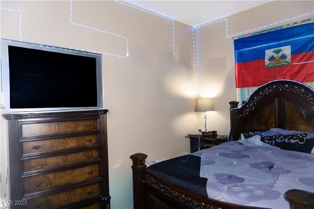 6289 Cyclone Avenue, Las Vegas, NV 89110