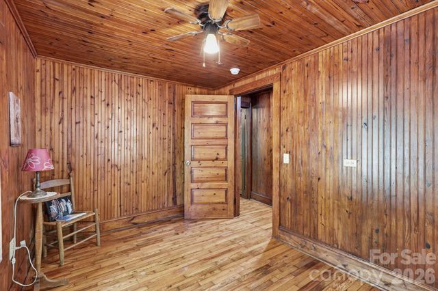 114 Beacon Hill, Ellenboro, NC 28040