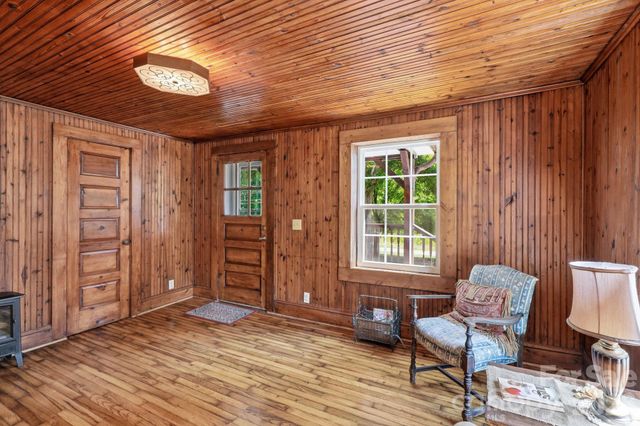 114 Beacon Hill, Ellenboro, NC 28040
