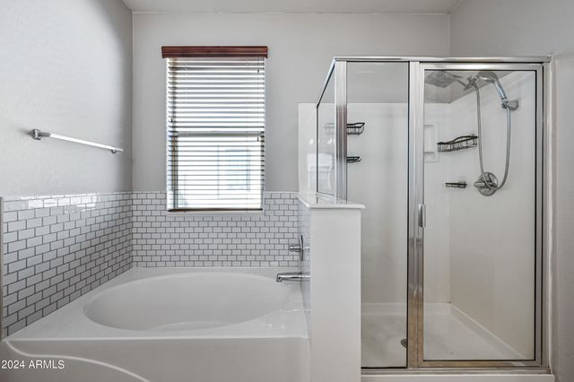 3416 W APOLLO Road, Phoenix, AZ 85041