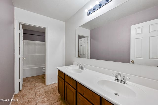 3416 W APOLLO Road, Phoenix, AZ 85041