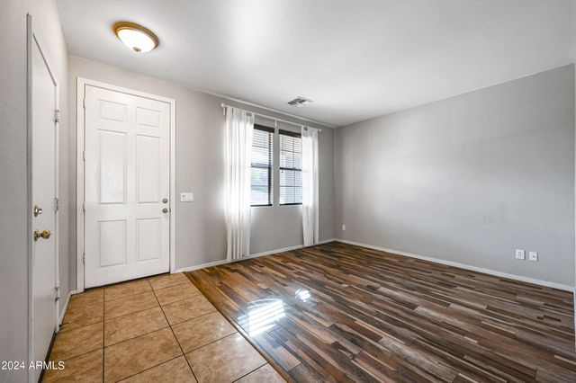 3416 W APOLLO Road, Phoenix, AZ 85041