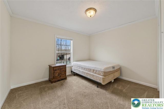 4250 Jaguar Court, North Whitehall Twp, PA 18069