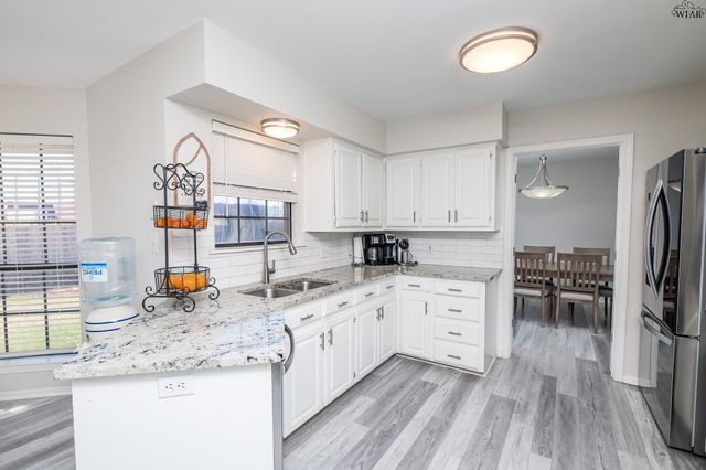 4 GRAY MOSS COURT, Wichita Falls, TX 76309