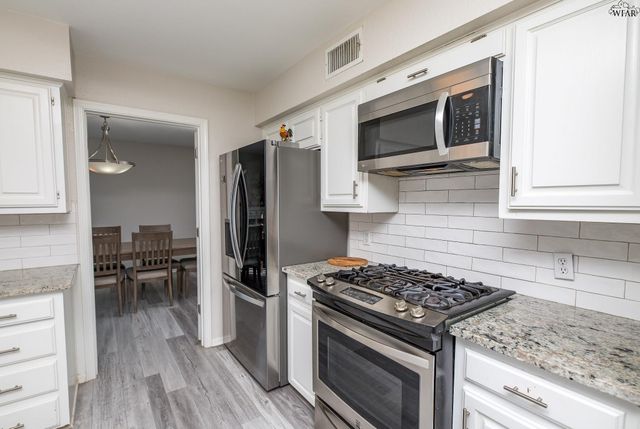 4 GRAY MOSS COURT, Wichita Falls, TX 76309