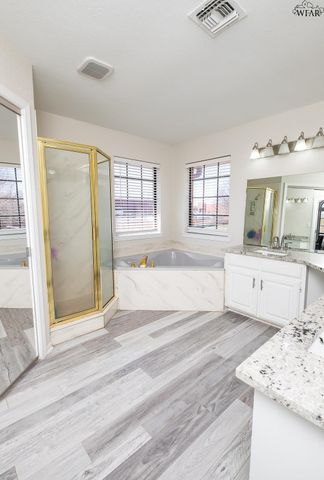 4 GRAY MOSS COURT, Wichita Falls, TX 76309