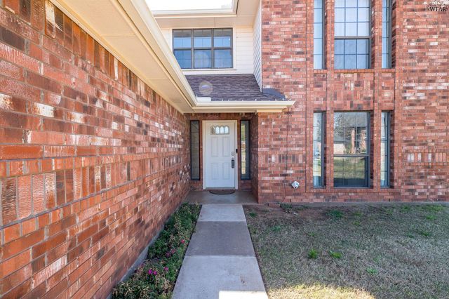 4 GRAY MOSS COURT, Wichita Falls, TX 76309