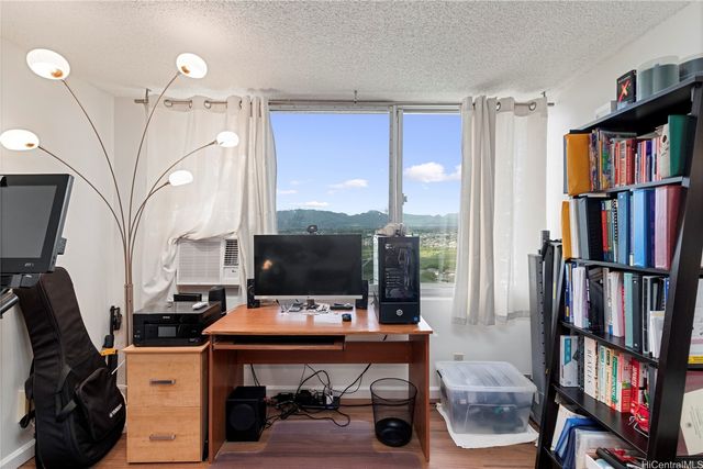 1060 Kamehameha Highway 3008A, Pearl City, HI 96782