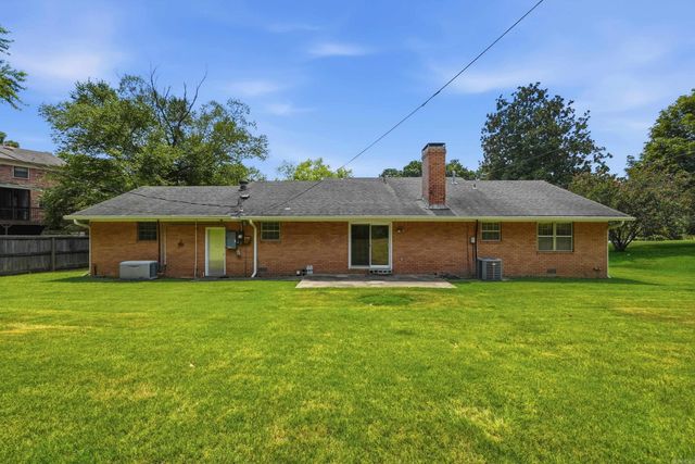 34 Pamela Drive, Little Rock, AR 72227
