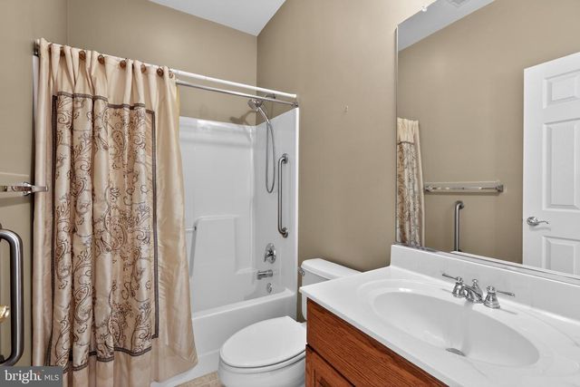 307 SAWGRASS CT, Honey Brook, PA 19344