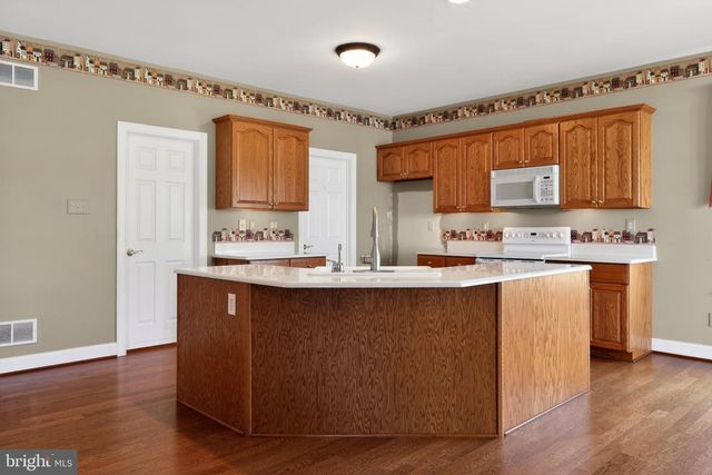 307 SAWGRASS CT, Honey Brook, PA 19344