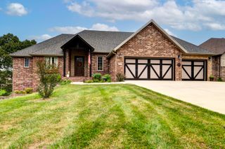 347 West Monarchwood Drive, Nixa, MO 65714