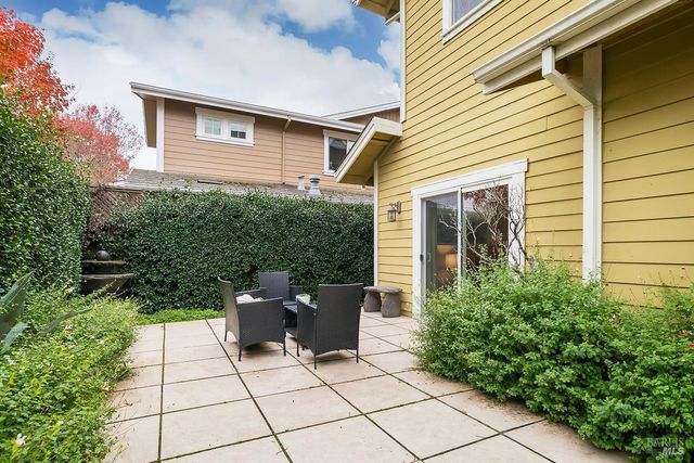 960 1st St W, Sonoma, CA 95476