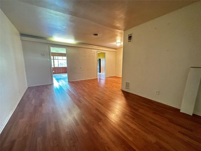 5210 Stuyvesant Lane, Houston, TX 77021