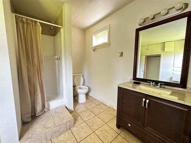 5210 Stuyvesant Lane, Houston, TX 77021