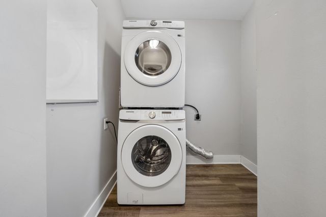 423 Saint Clair Avenue, Columbus, OH 43203